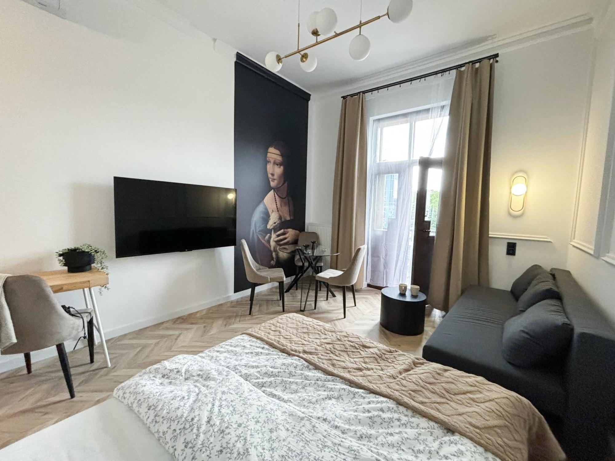 Lion Apartments - Platinium Krasków Εξωτερικό φωτογραφία